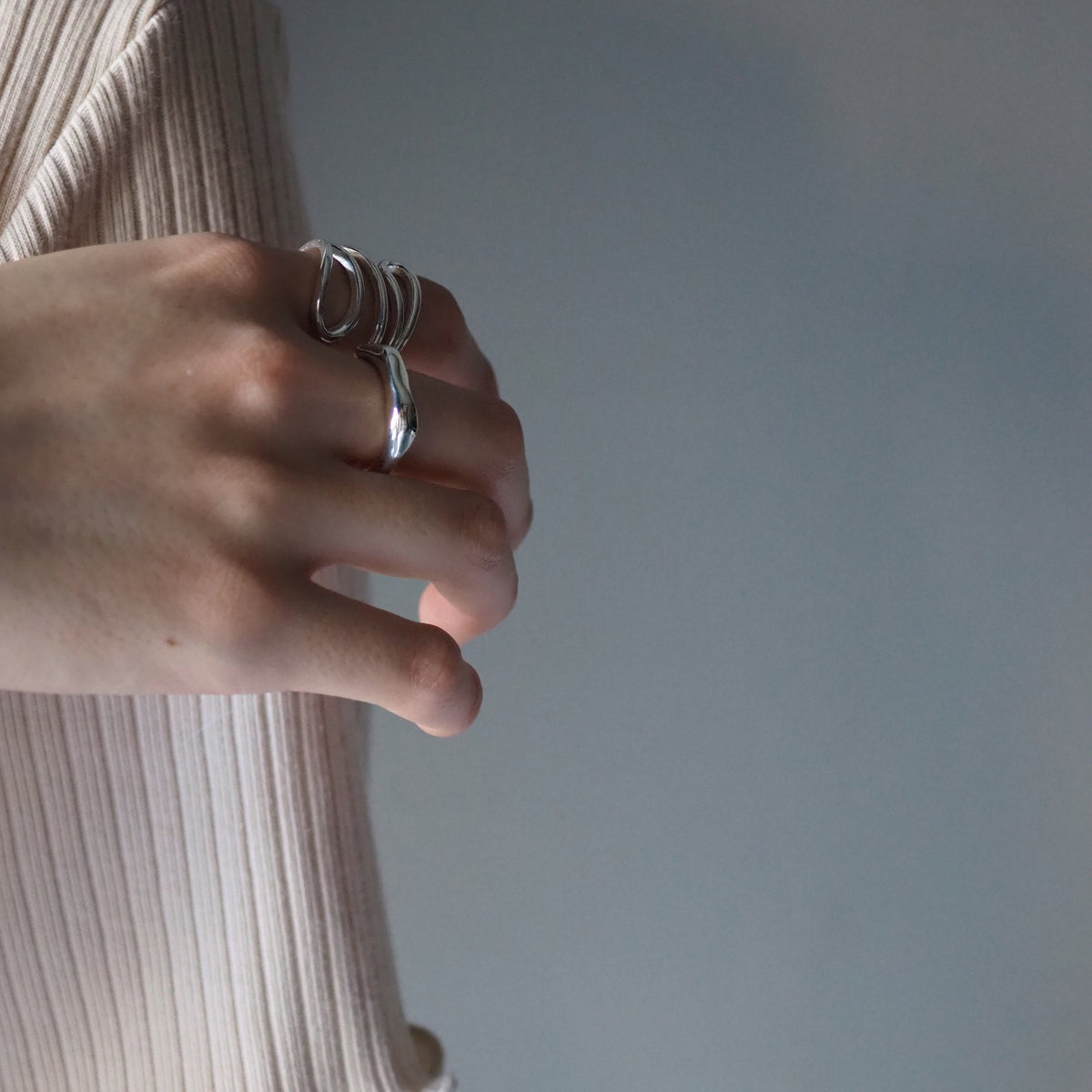 thin bumpy ring