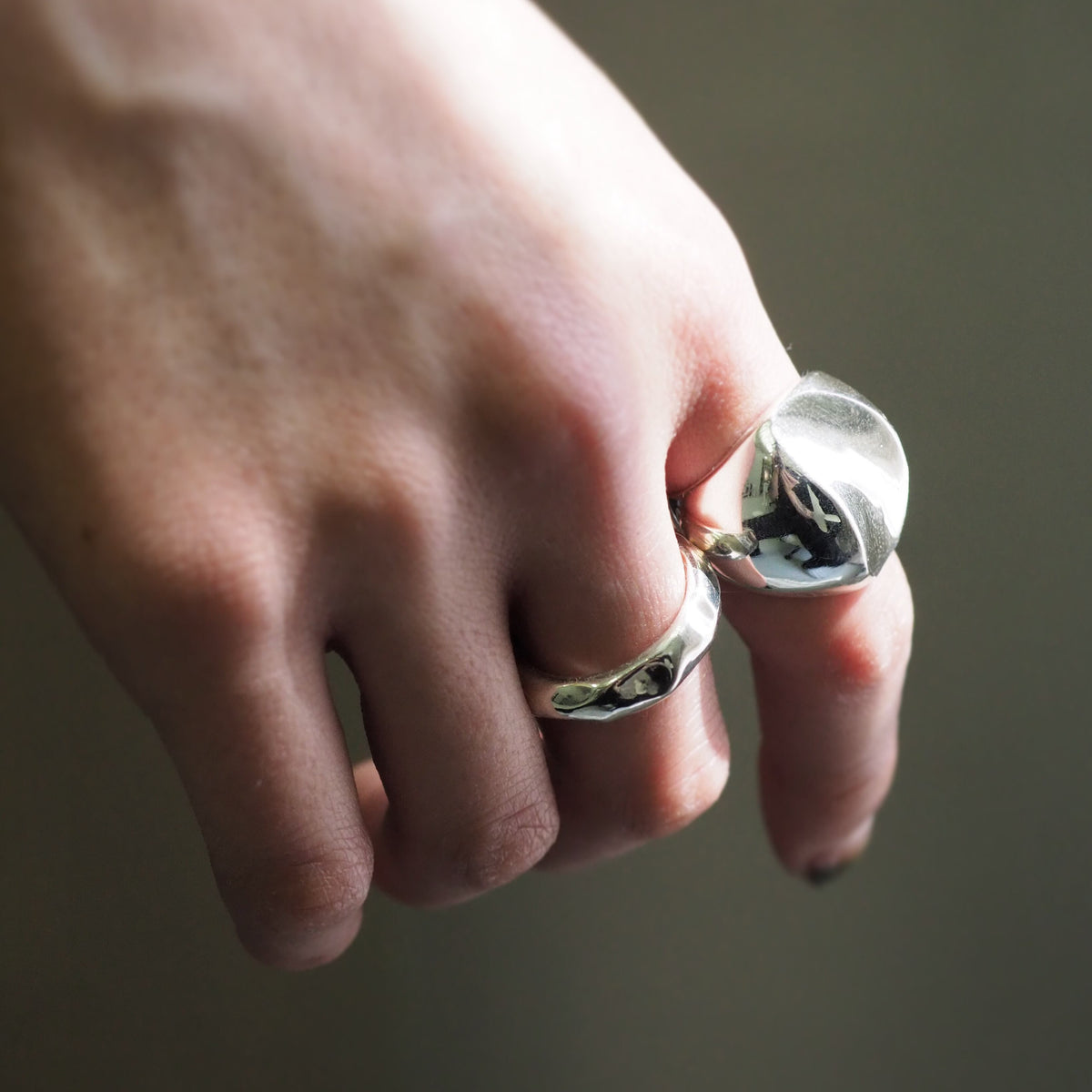 Bumpy ring