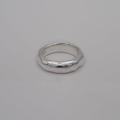 Bumpy ring