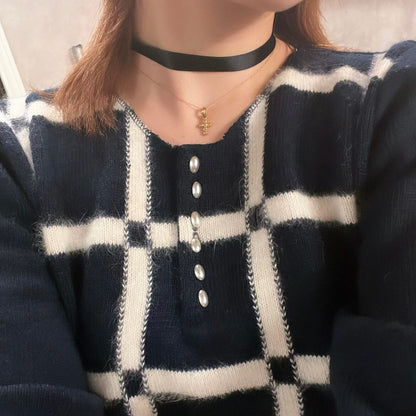 M cross necklace