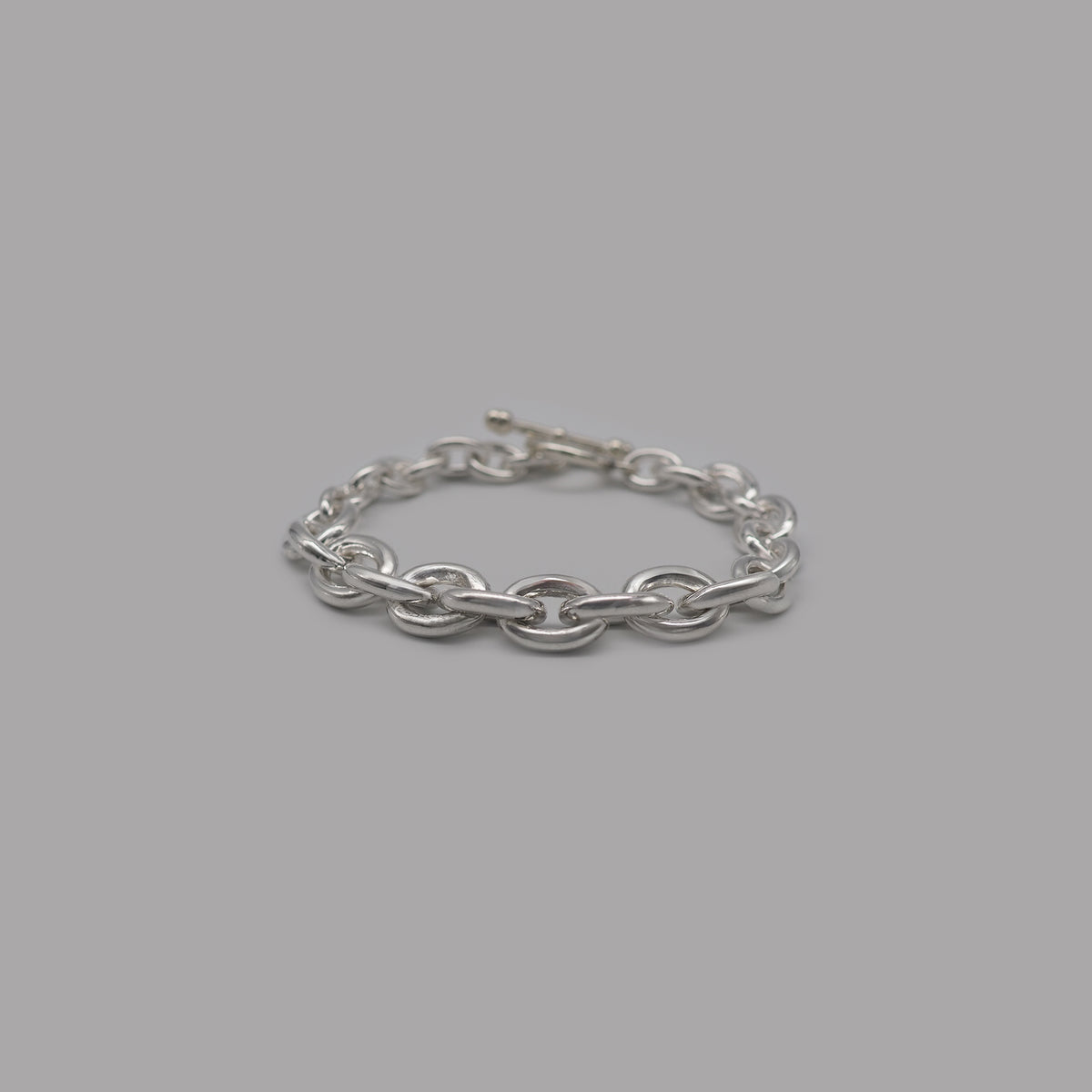 Oval chain bracelet