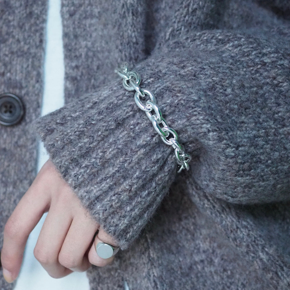 Oval chain bracelet