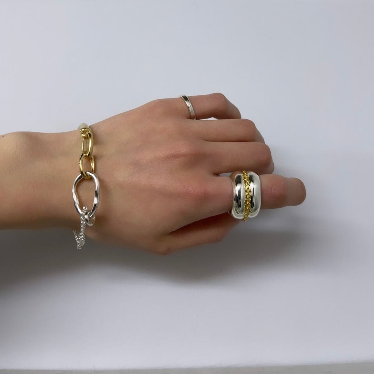 bangle w chain 3.0S