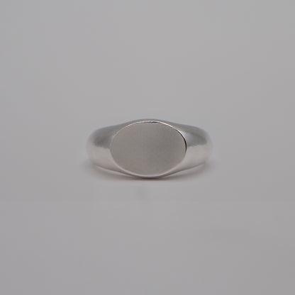 ellipse signet ring