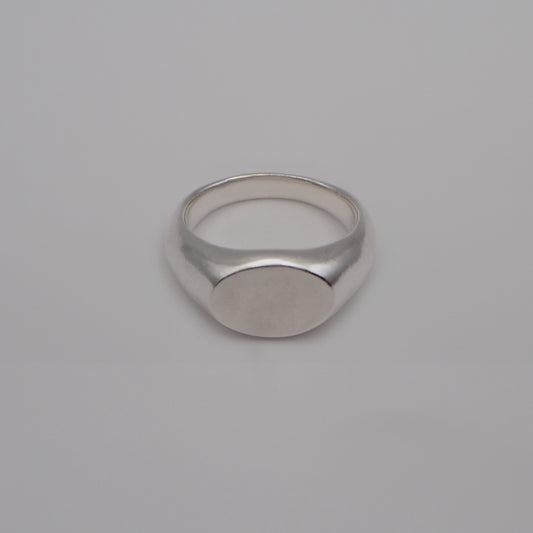 ellipse signet ring