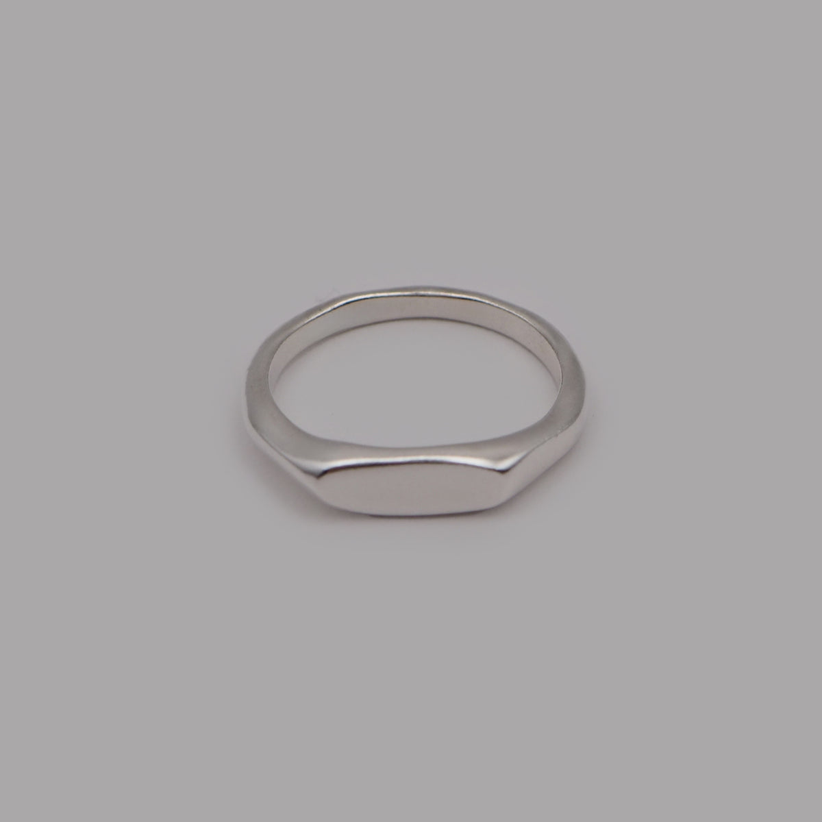 ellirude signet ring