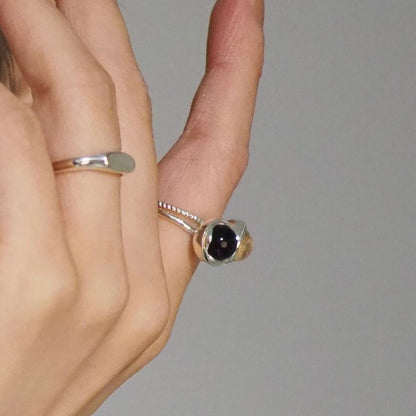 ellirude signet ring