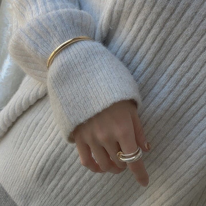 four hoops ring