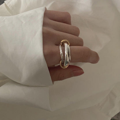four hoops ring