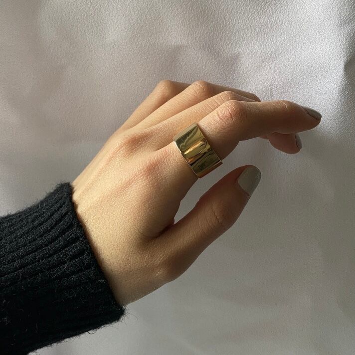 h.g ring