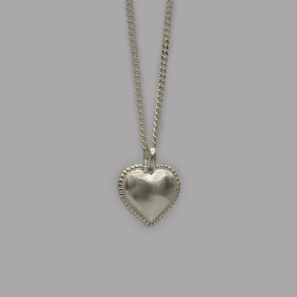 heart dot necklace