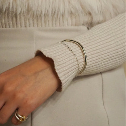 r.tsuki Bangle