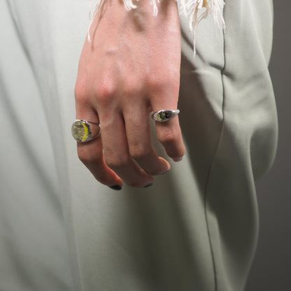 r signet ring