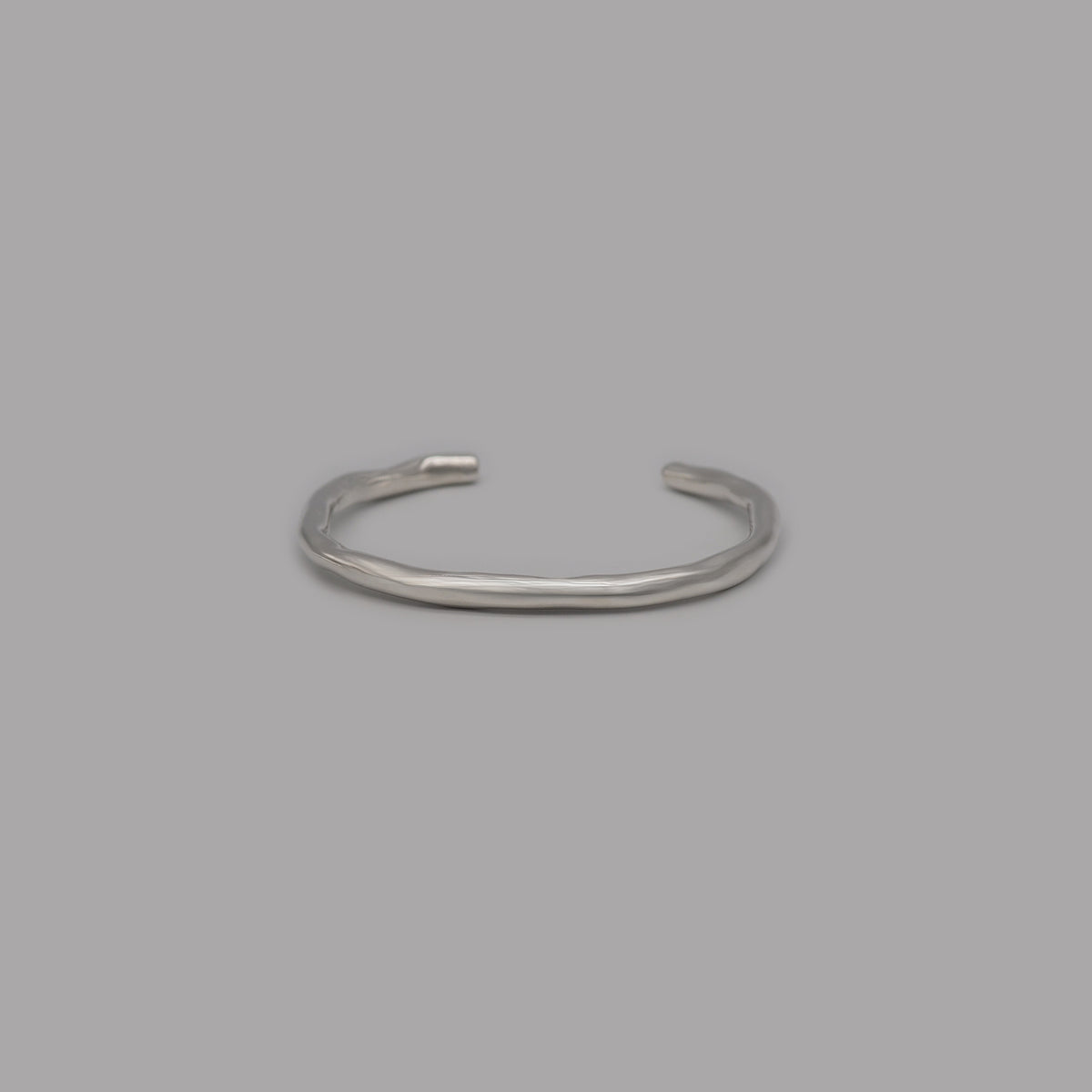 r.tsuki Bangle