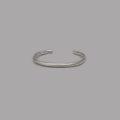 r.tsuki Bangle