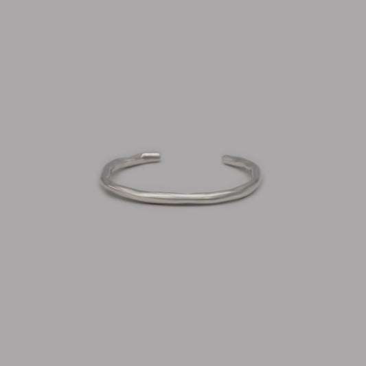 r.tsuki Bangle