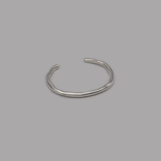 r.tsuki Bangle