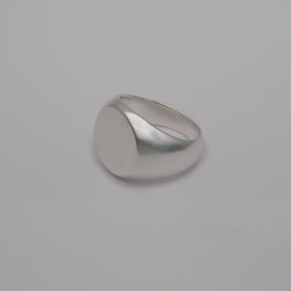 r signet ring