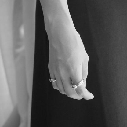 thin bumpy ring