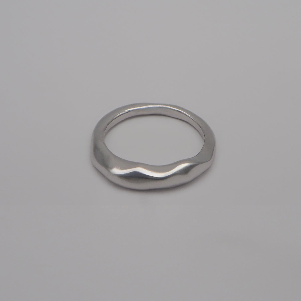 thin bumpy ring