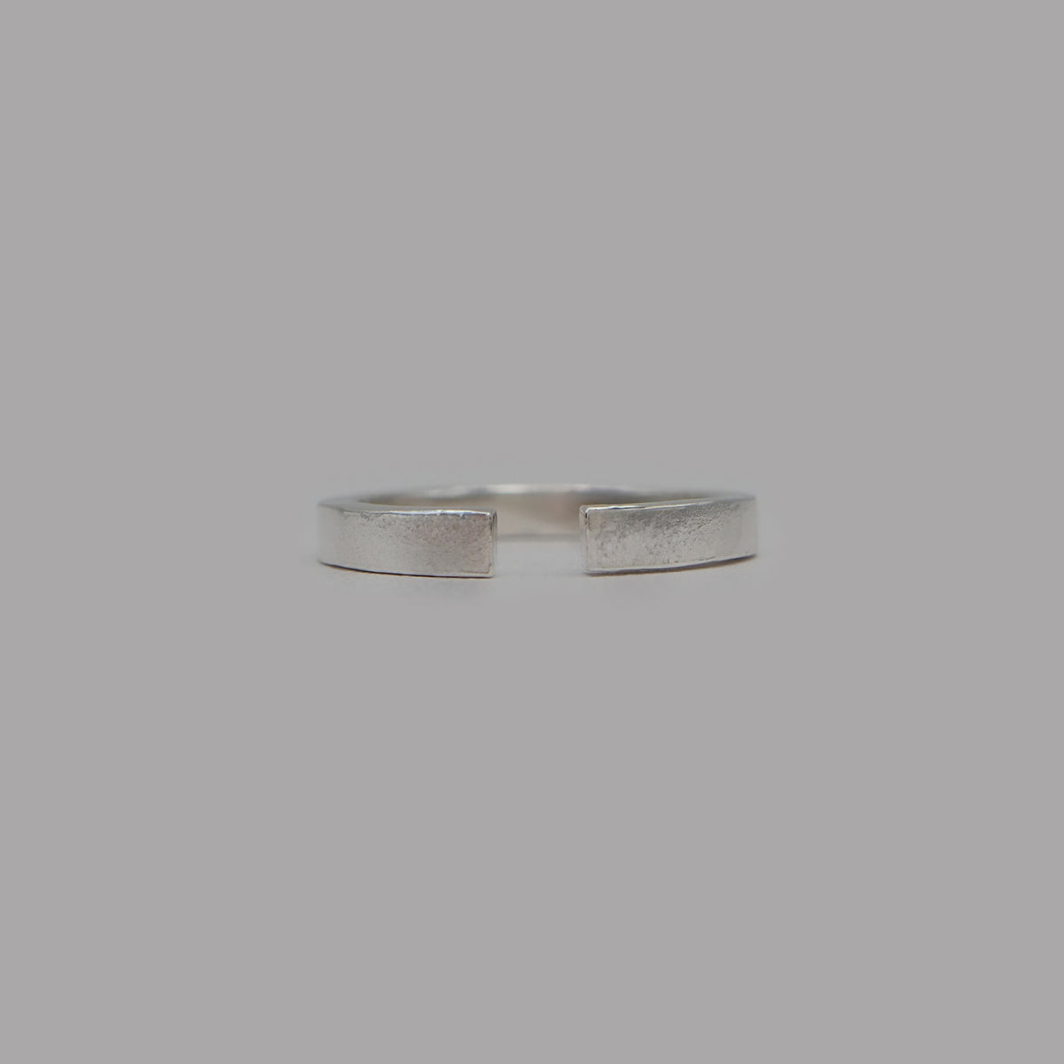 thin h.p ring
