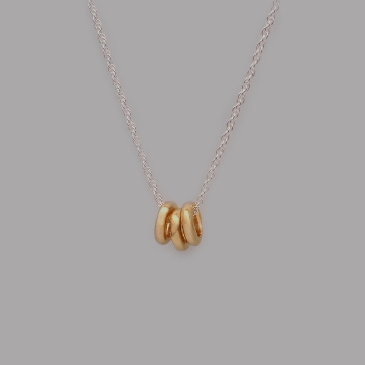 three pieces necklace