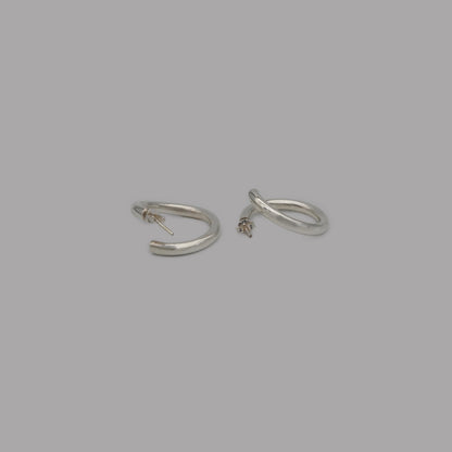 yield hoop pierce