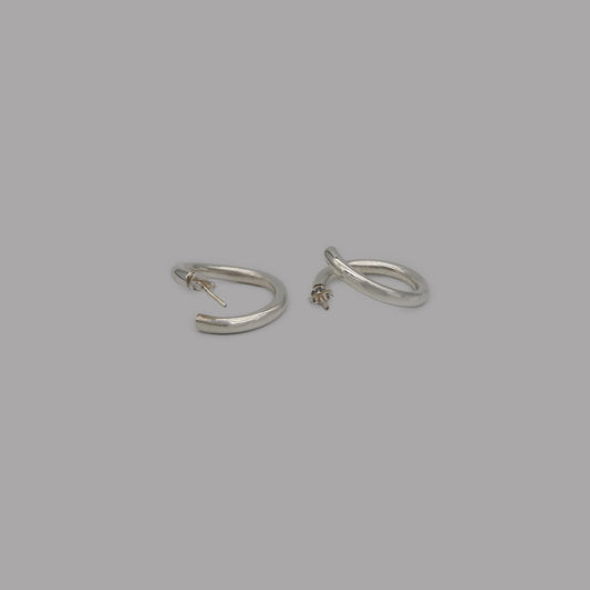 yield hoop pierce