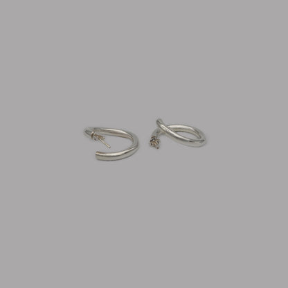 yield hoop pierce