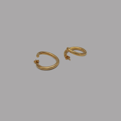 yield hoop pierce